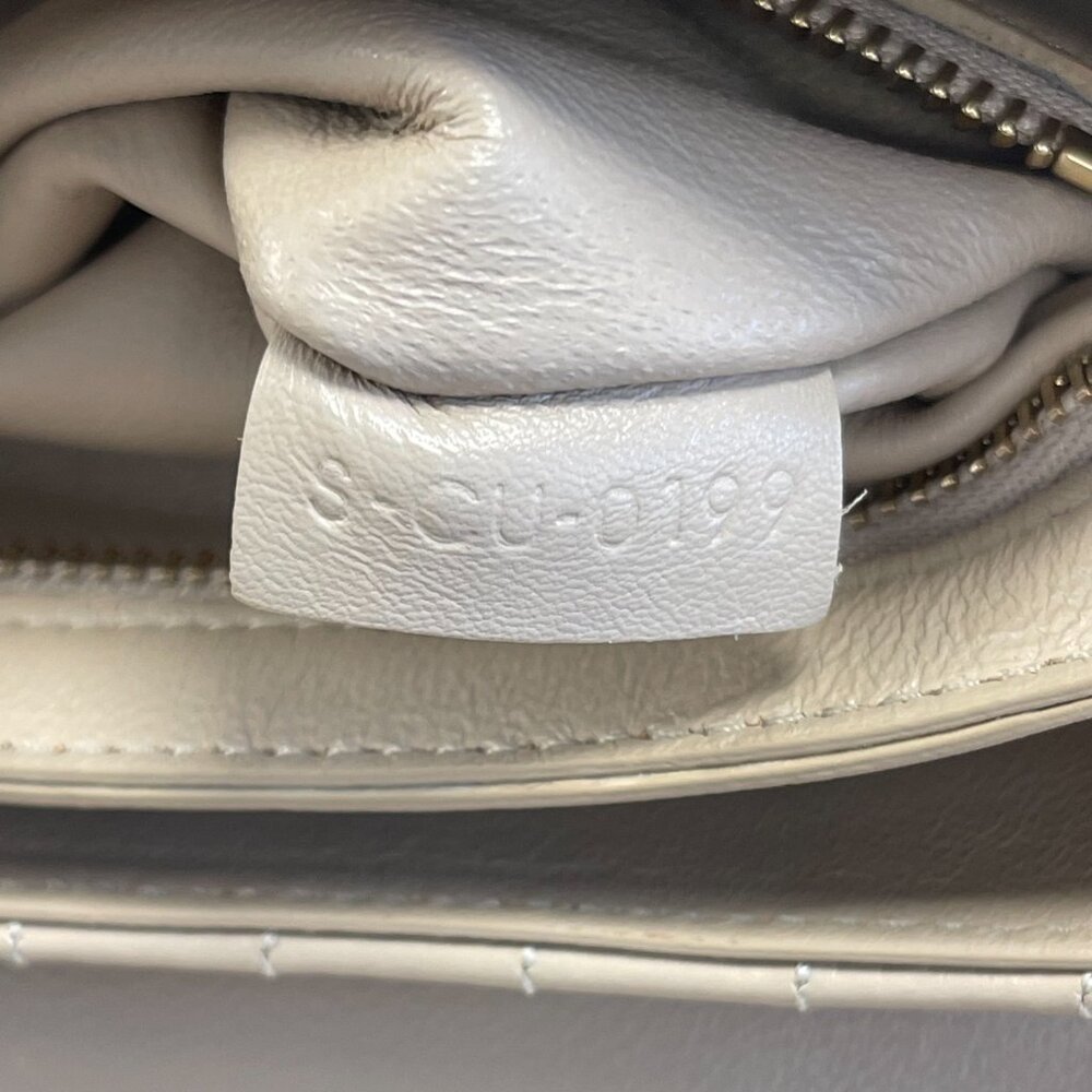 CELINE C Chain Quilted Calfskin Leather Shoulder Bag - Nude - Preowned - Picture 3 of 16